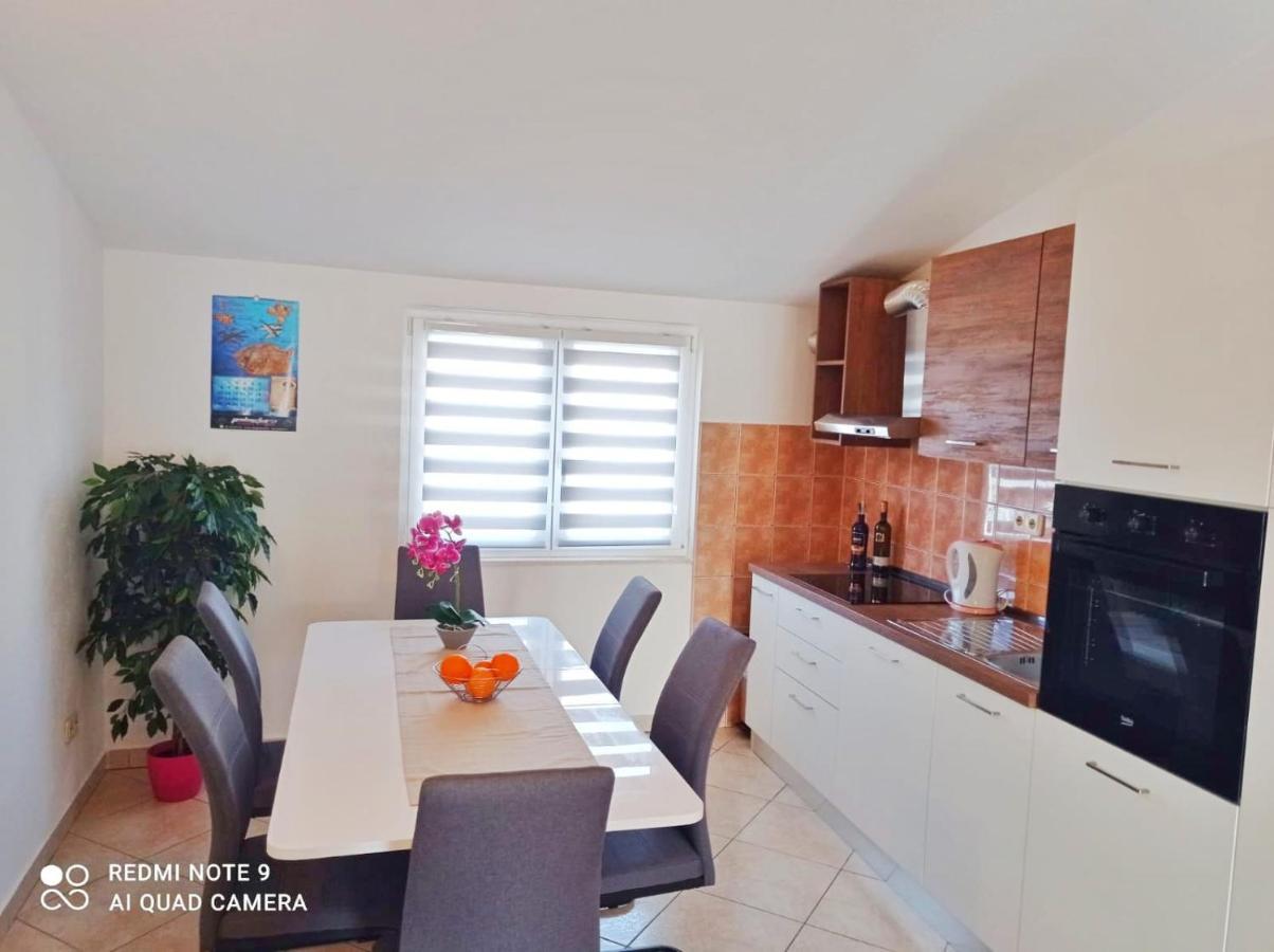 Apartman Mia With Pool1 Сплит Экстерьер фото