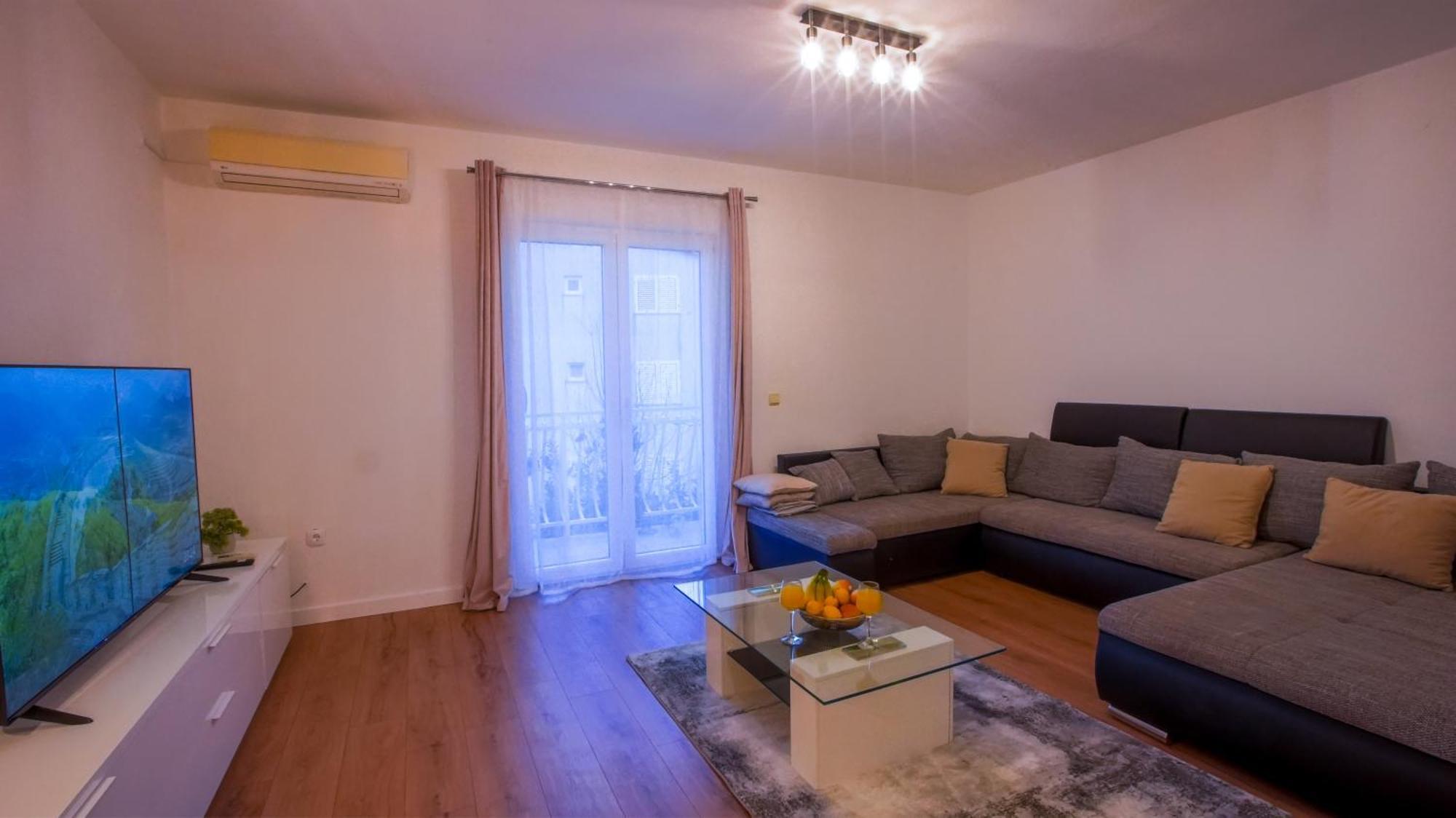 Apartman Mia With Pool1 Сплит Экстерьер фото